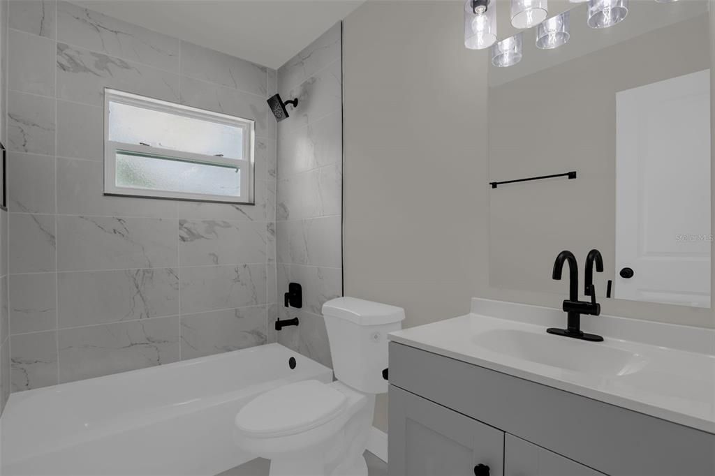 Active With Contract: $379,900 (3 beds, 2 baths, 1053 Square Feet)