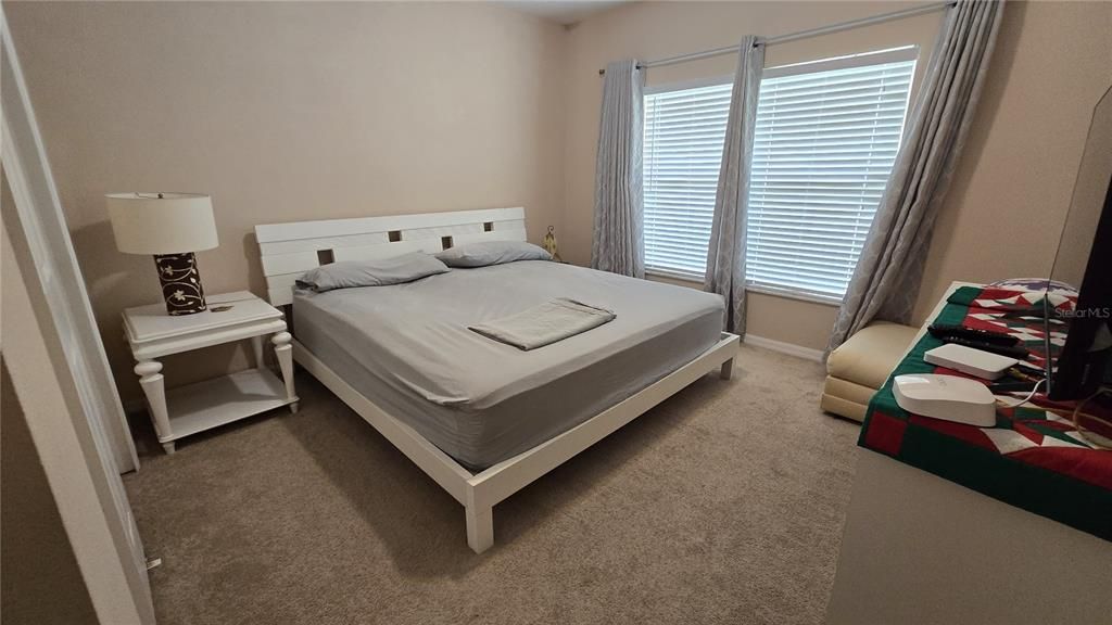 В аренду: $2,350 (4 спален, 2 ванн, 2162 Квадратных фут)
