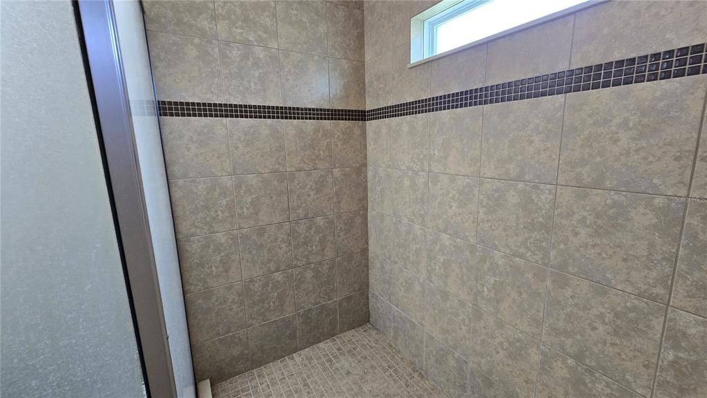 В аренду: $2,350 (4 спален, 2 ванн, 2162 Квадратных фут)