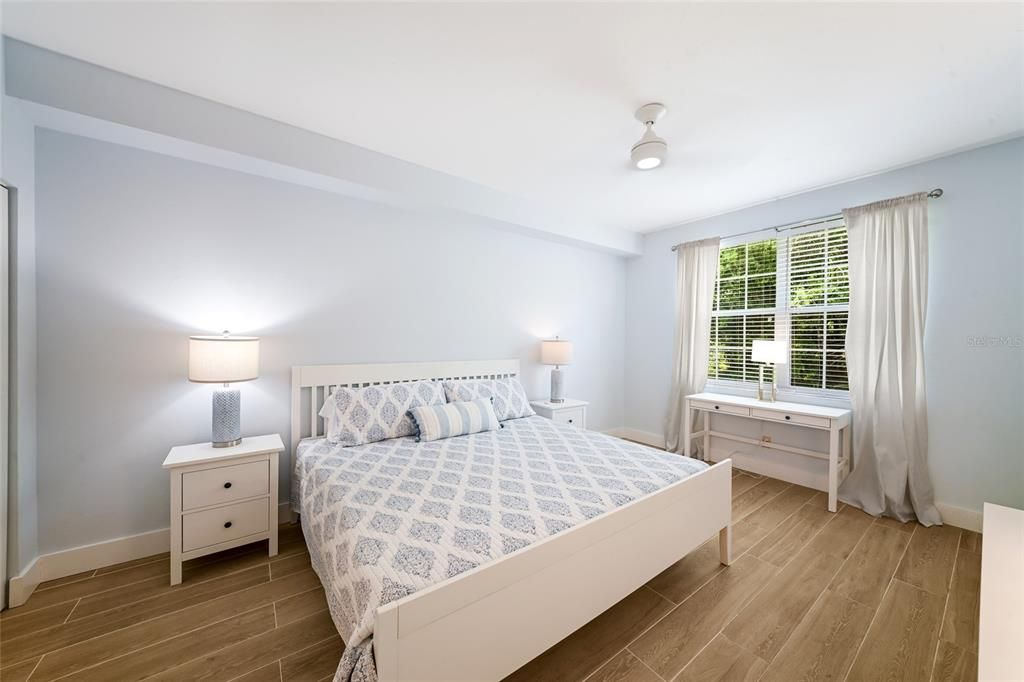 En Venta: $374,900 (2 camas, 2 baños, 1097 Pies cuadrados)