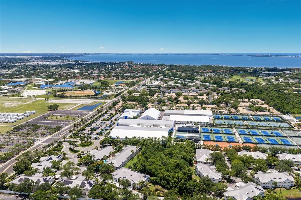 En Venta: $374,900 (2 camas, 2 baños, 1097 Pies cuadrados)