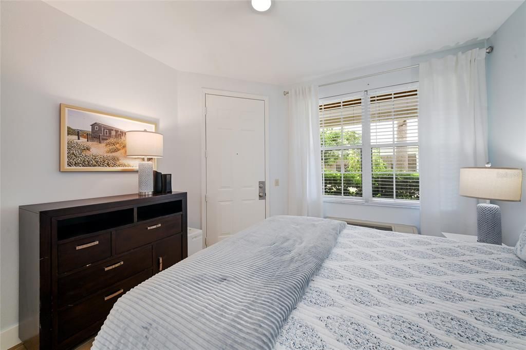 En Venta: $374,900 (2 camas, 2 baños, 1097 Pies cuadrados)