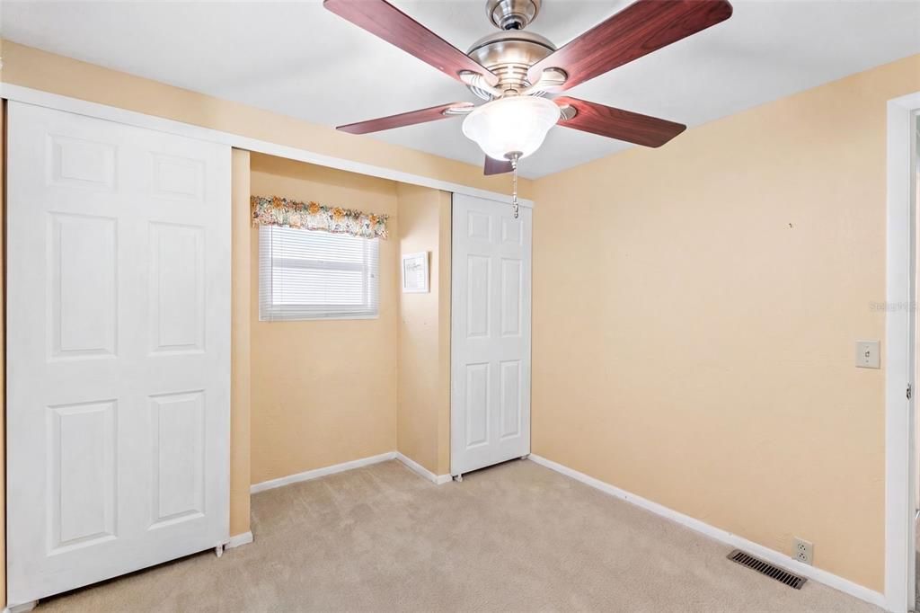 For Sale: $199,900 (2 beds, 1 baths, 767 Square Feet)
