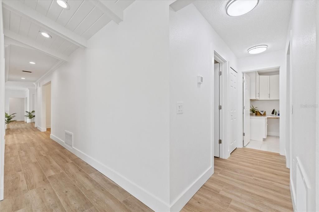 En Venta: $2,150,000 (5 camas, 4 baños, 4184 Pies cuadrados)
