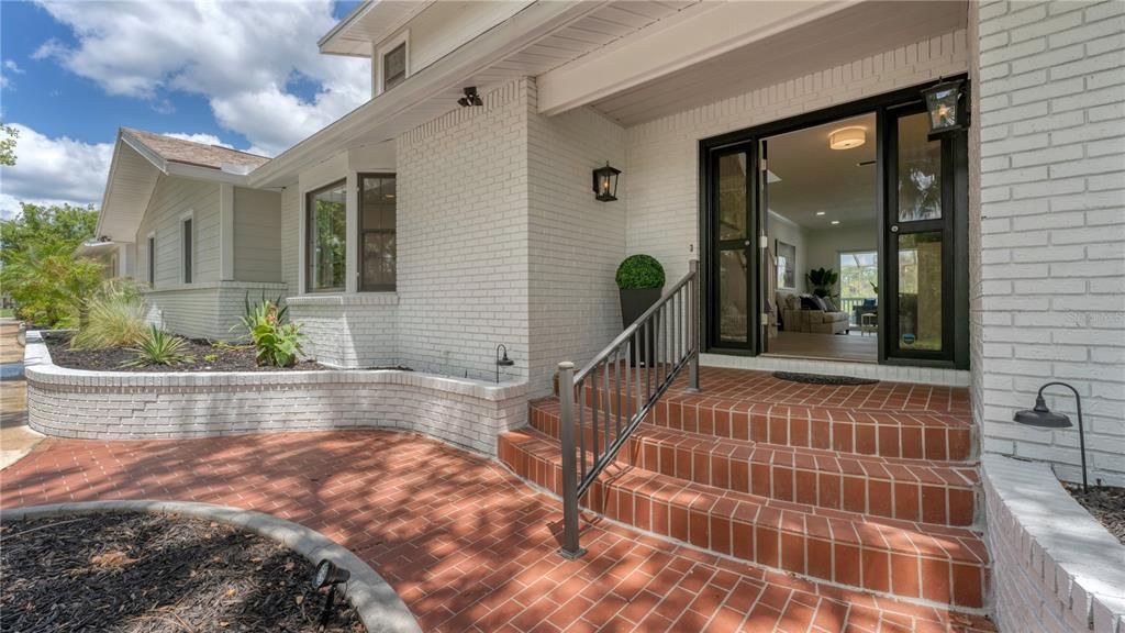 En Venta: $2,150,000 (5 camas, 4 baños, 4184 Pies cuadrados)
