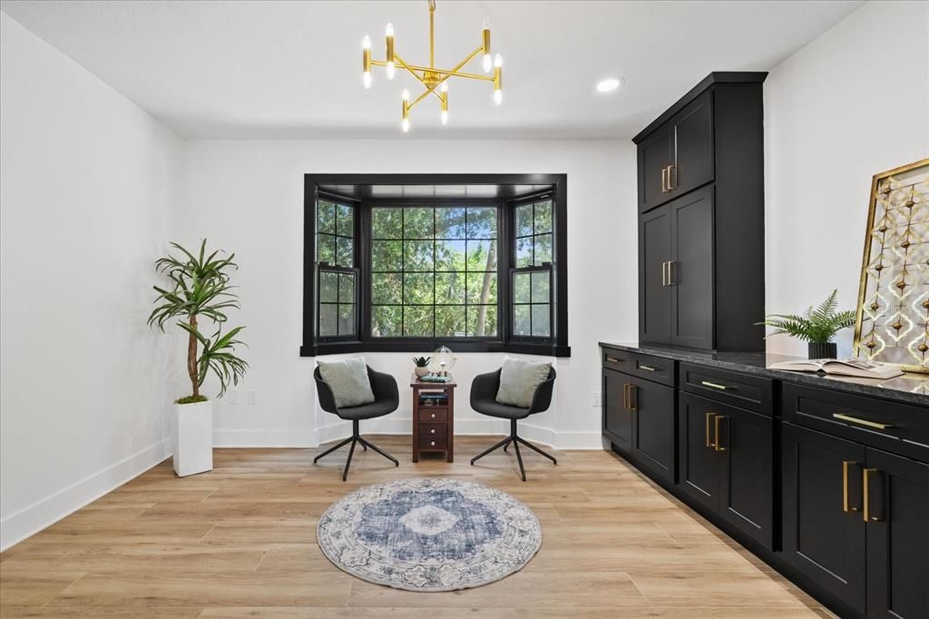 En Venta: $2,150,000 (5 camas, 4 baños, 4184 Pies cuadrados)