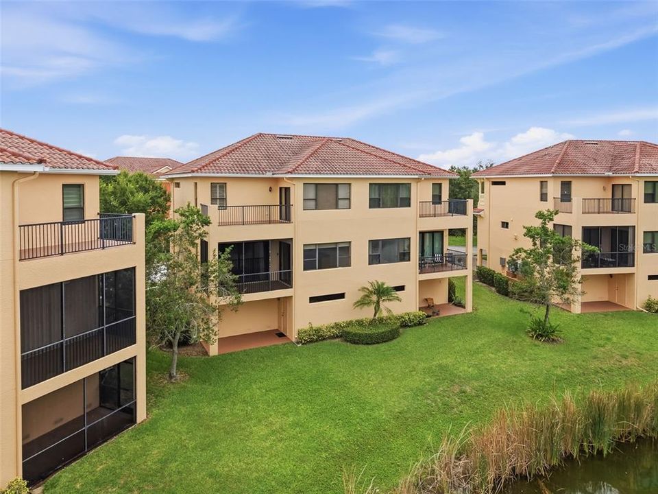 For Rent: $3,100 (3 beds, 3 baths, 2599 Square Feet)