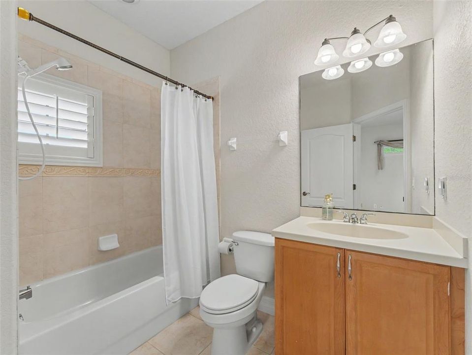 For Rent: $3,100 (3 beds, 3 baths, 2599 Square Feet)