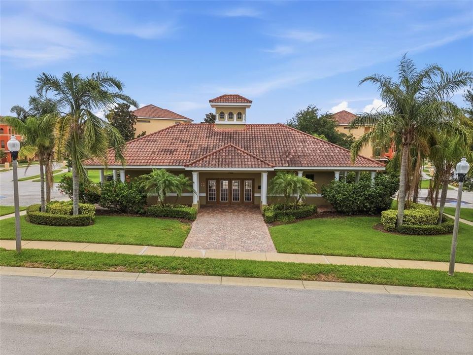 For Rent: $3,100 (3 beds, 3 baths, 2599 Square Feet)