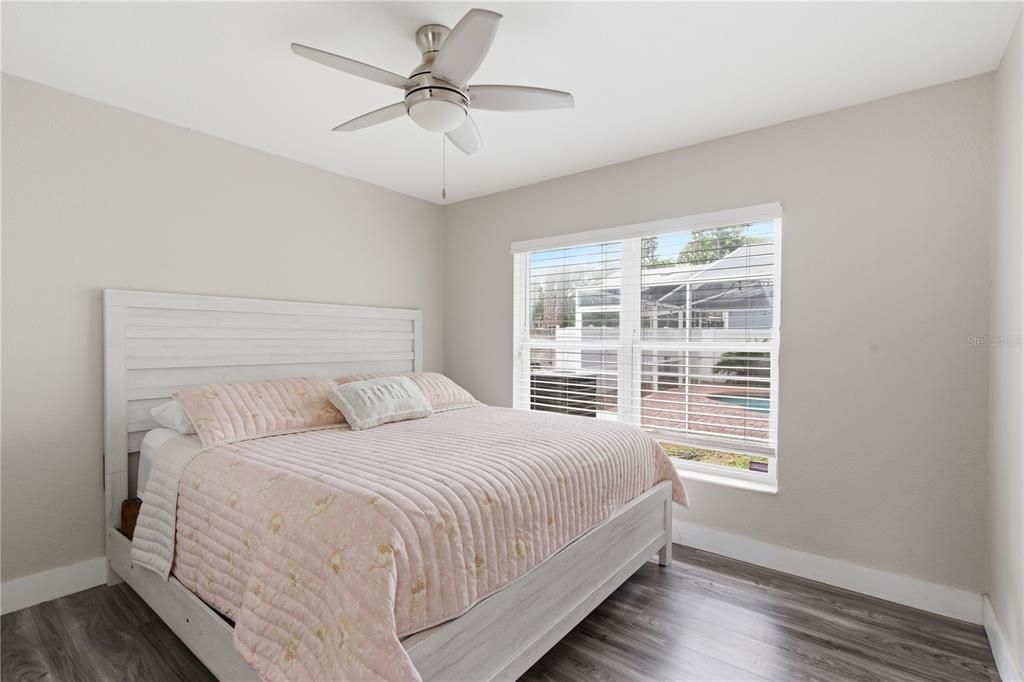 For Sale: $595,900 (5 beds, 3 baths, 2558 Square Feet)