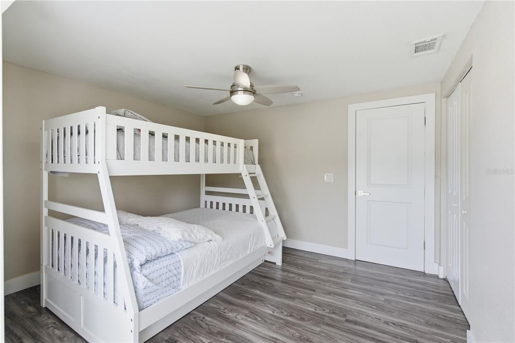 For Sale: $595,900 (5 beds, 3 baths, 2558 Square Feet)
