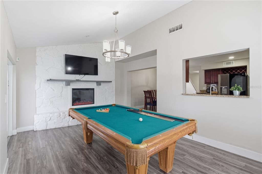 For Sale: $595,900 (5 beds, 3 baths, 2558 Square Feet)