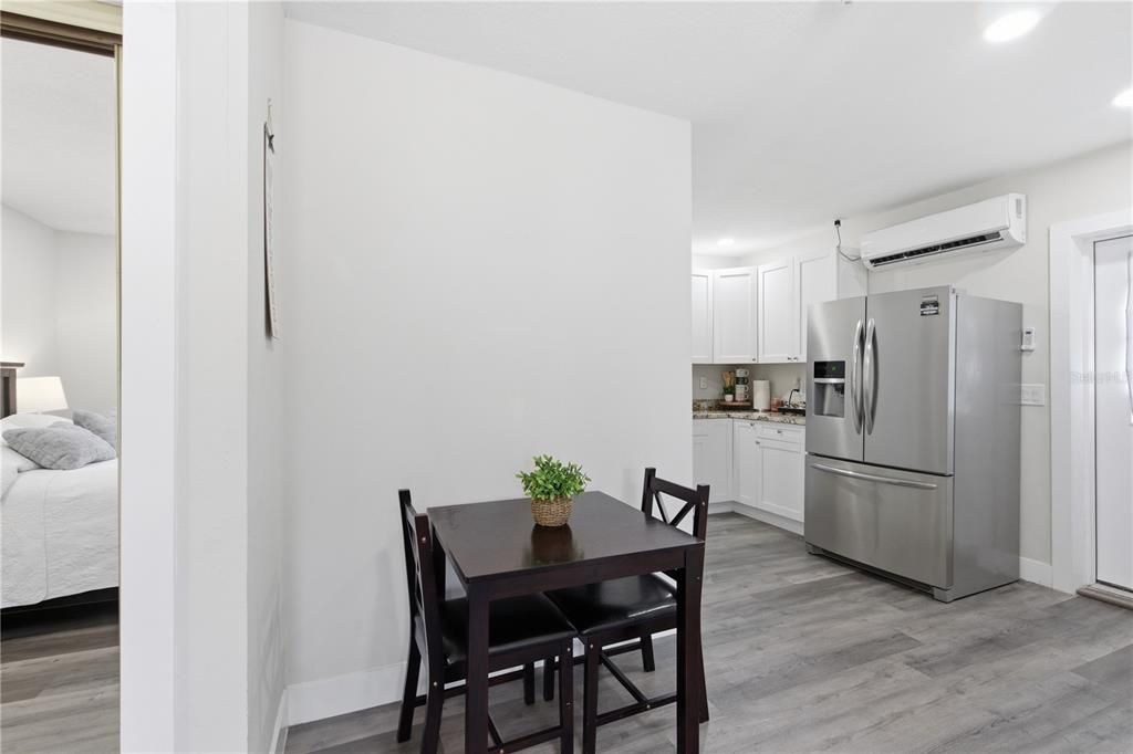 For Sale: $595,900 (5 beds, 3 baths, 2558 Square Feet)