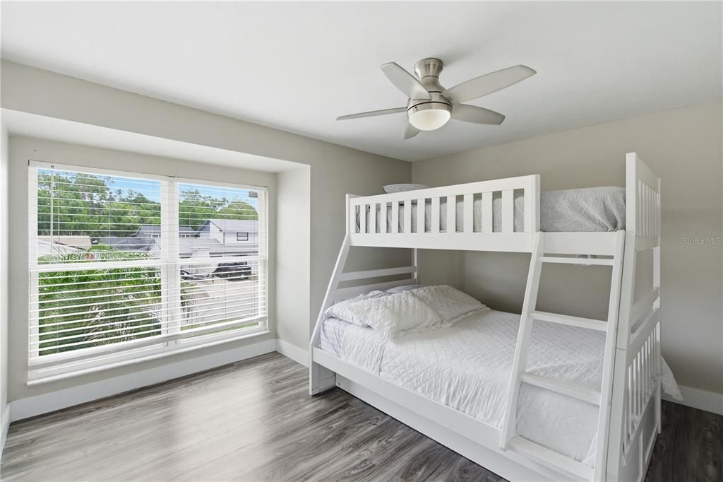 For Sale: $595,900 (5 beds, 3 baths, 2558 Square Feet)