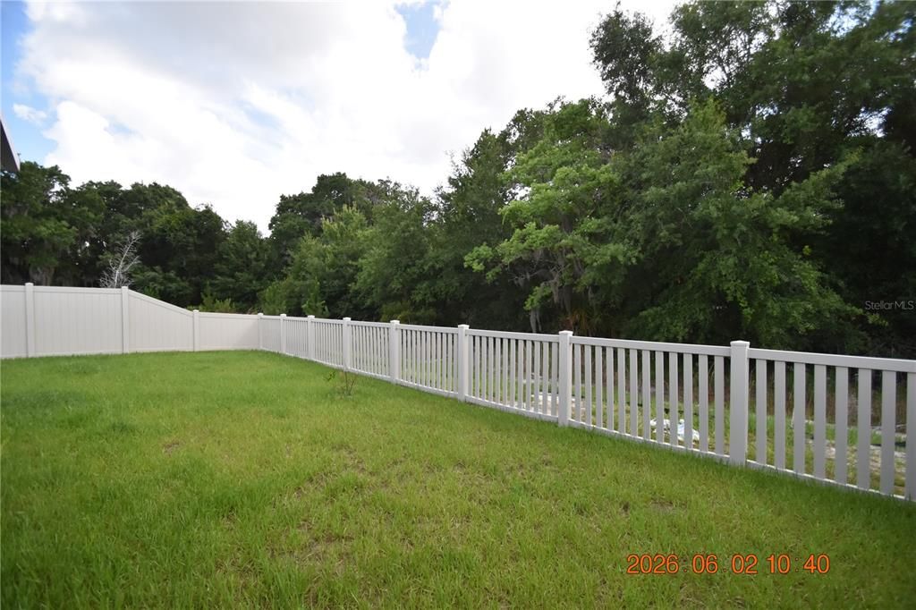 For Rent: $2,695 (4 beds, 2 baths, 1989 Square Feet)