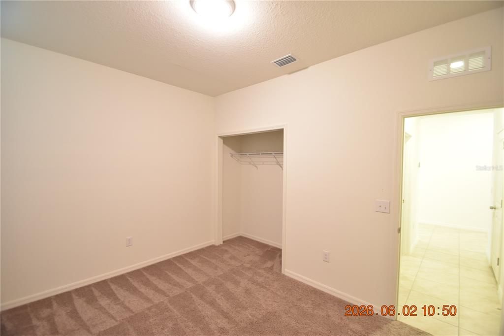 For Rent: $2,695 (4 beds, 2 baths, 1989 Square Feet)