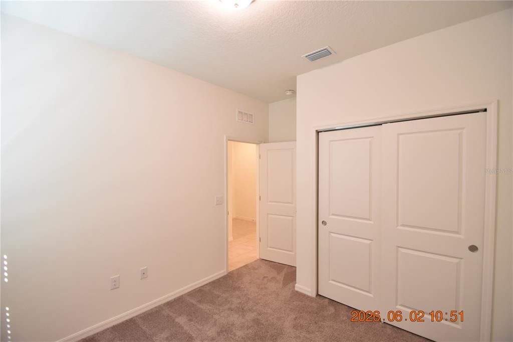 For Rent: $2,695 (4 beds, 2 baths, 1989 Square Feet)