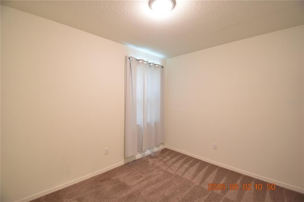 For Rent: $2,695 (4 beds, 2 baths, 1989 Square Feet)