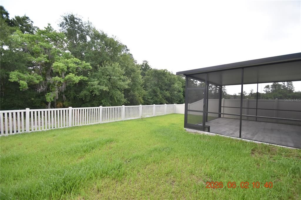For Rent: $2,695 (4 beds, 2 baths, 1989 Square Feet)