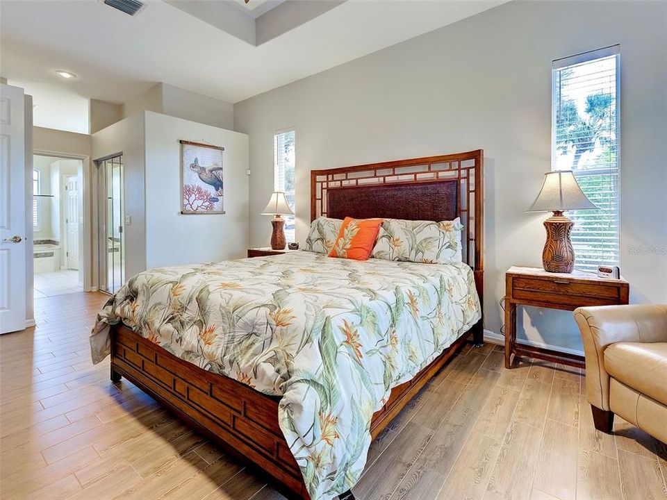 For Sale: $635,000 (3 beds, 3 baths, 2581 Square Feet)