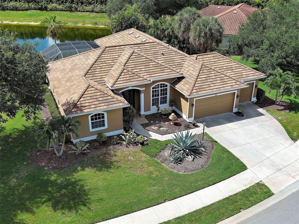 For Sale: $635,000 (3 beds, 3 baths, 2581 Square Feet)