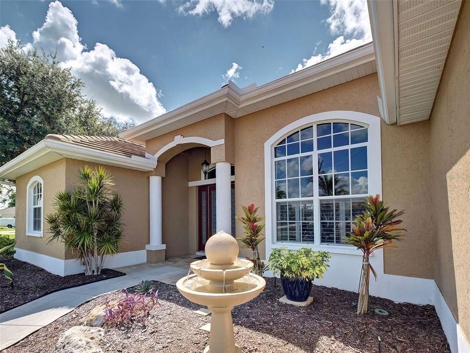 For Sale: $635,000 (3 beds, 3 baths, 2581 Square Feet)