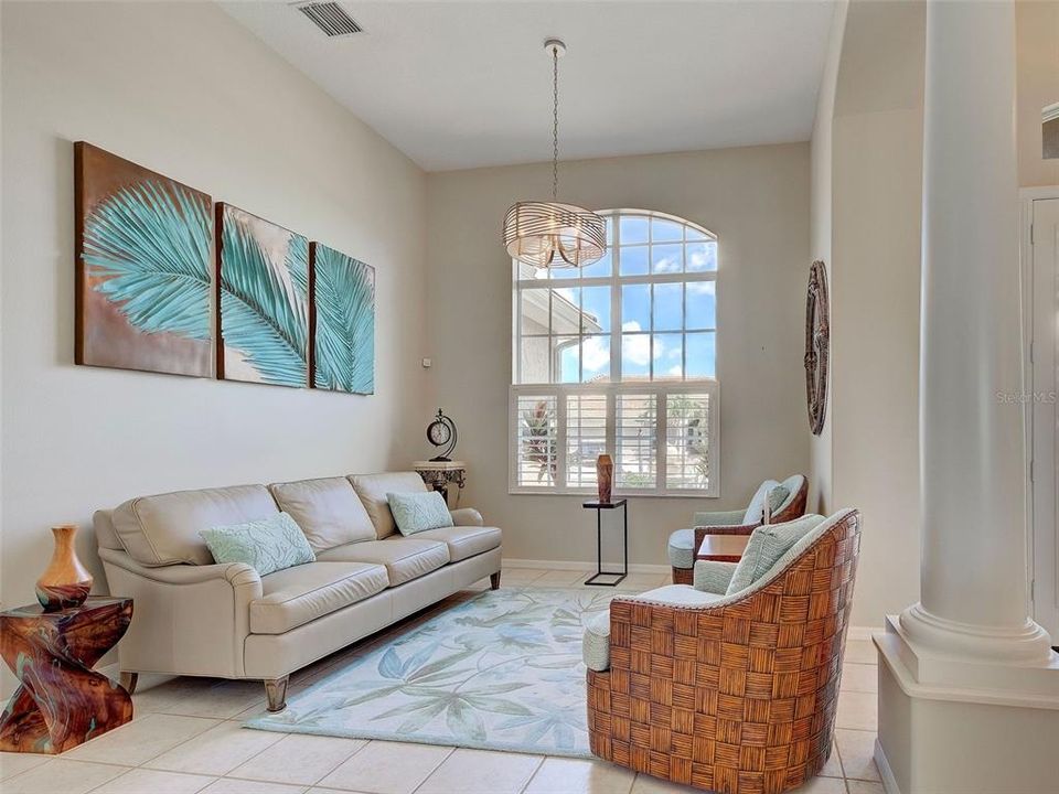 For Sale: $635,000 (3 beds, 3 baths, 2581 Square Feet)