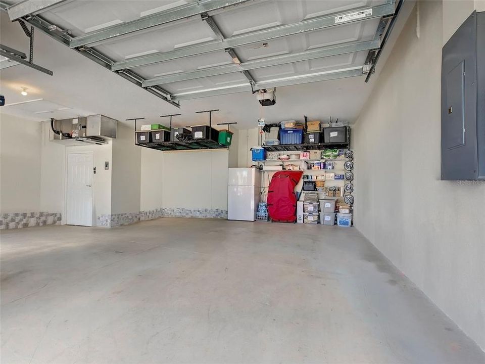 For Sale: $635,000 (3 beds, 3 baths, 2581 Square Feet)