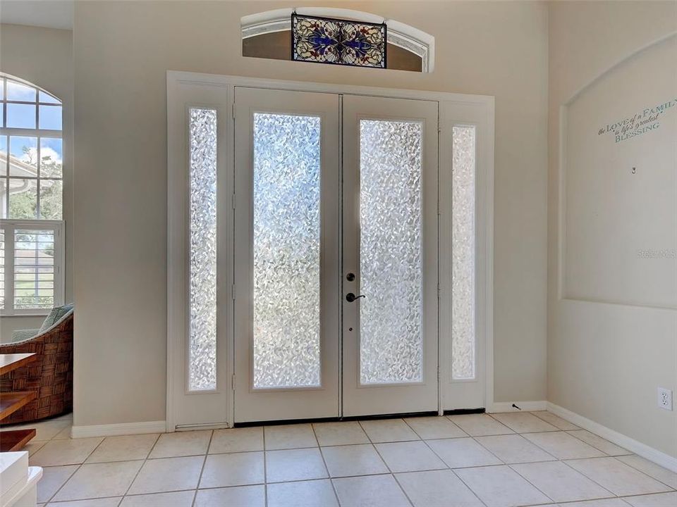 For Sale: $635,000 (3 beds, 3 baths, 2581 Square Feet)