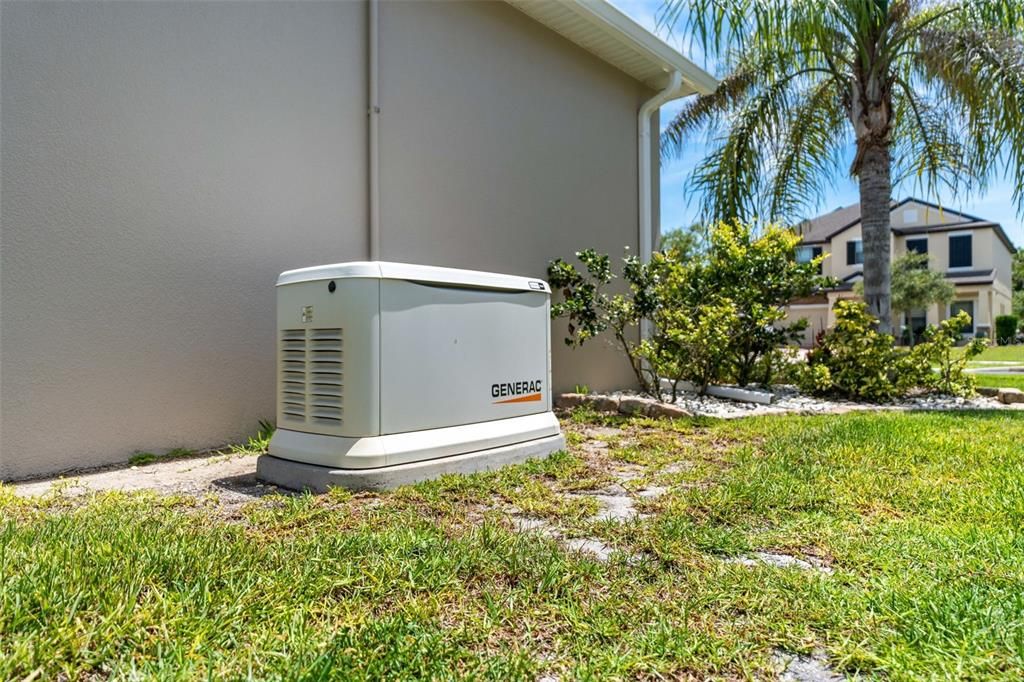 For Sale: $435,000 (4 beds, 2 baths, 1988 Square Feet)