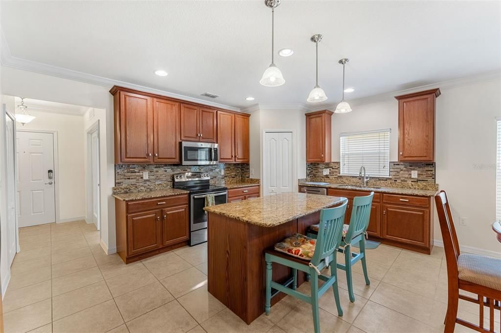 For Sale: $435,000 (4 beds, 2 baths, 1988 Square Feet)