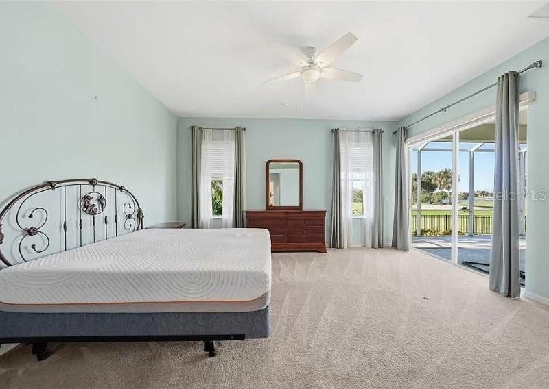 For Rent: $2,500 (3 beds, 2 baths, 2084 Square Feet)