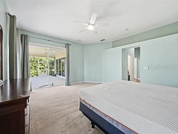 For Rent: $2,500 (3 beds, 2 baths, 2084 Square Feet)