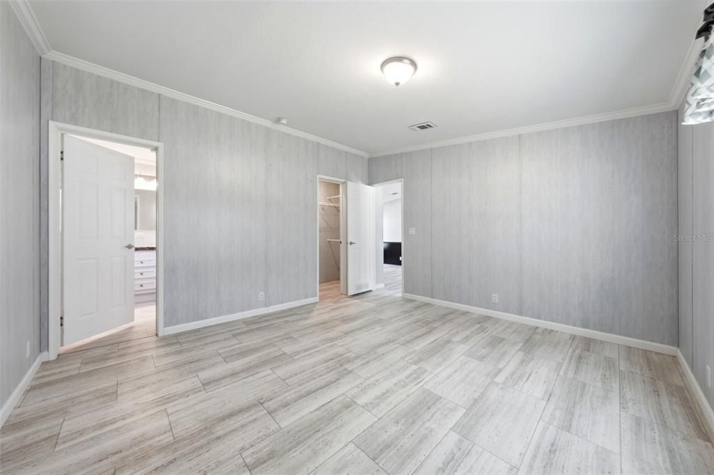 For Sale: $173,000 (3 beds, 2 baths, 1080 Square Feet)