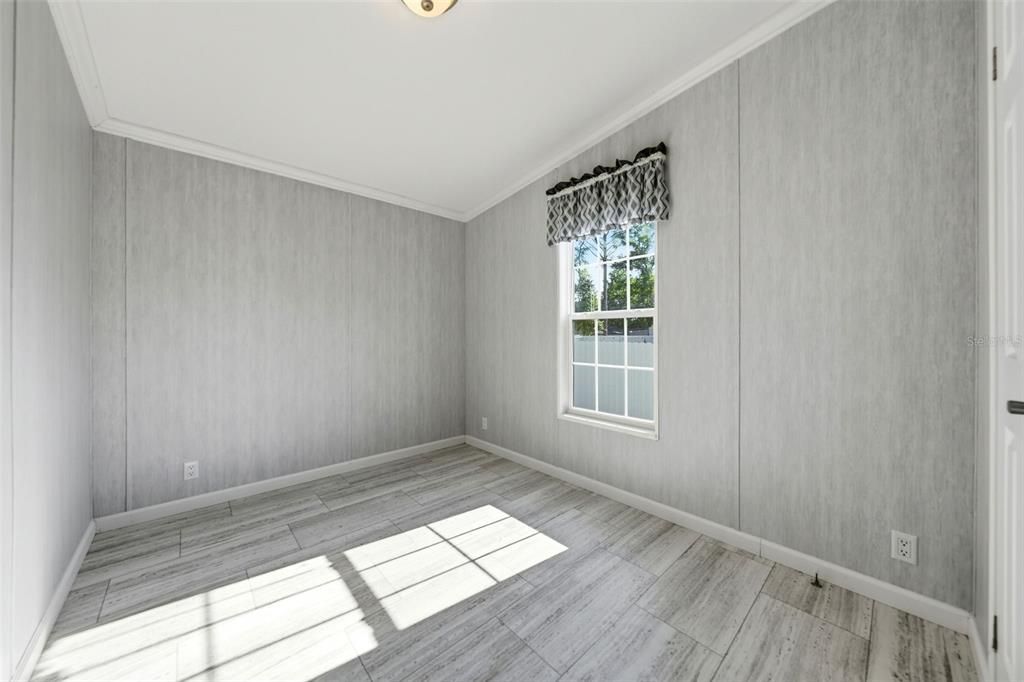 For Sale: $173,000 (3 beds, 2 baths, 1080 Square Feet)