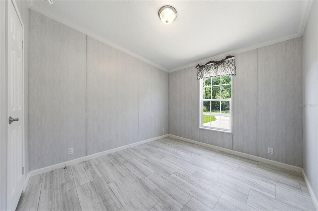 For Sale: $173,000 (3 beds, 2 baths, 1080 Square Feet)