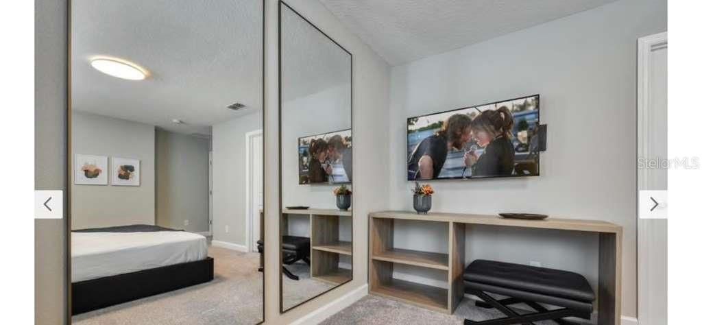 For Sale: $449,000 (4 beds, 4 baths, 2112 Square Feet)