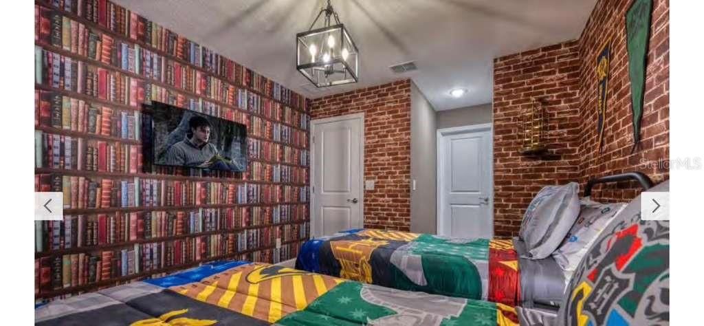 For Sale: $449,000 (4 beds, 4 baths, 2112 Square Feet)