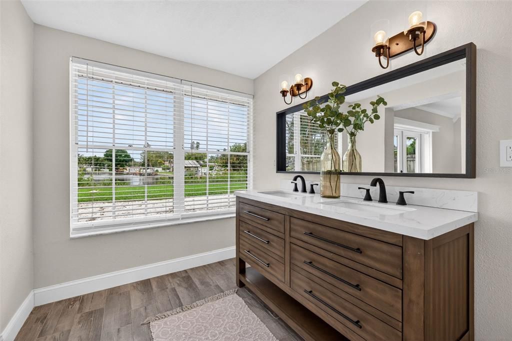 For Sale: $599,000 (3 beds, 3 baths, 1696 Square Feet)
