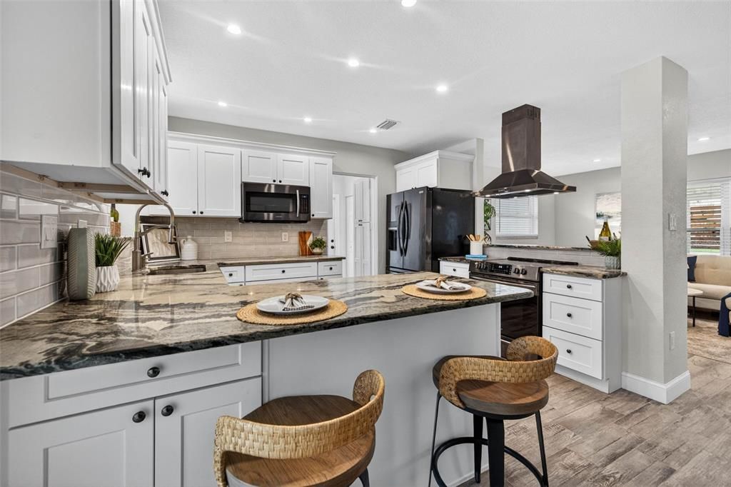 For Sale: $599,000 (3 beds, 3 baths, 1696 Square Feet)
