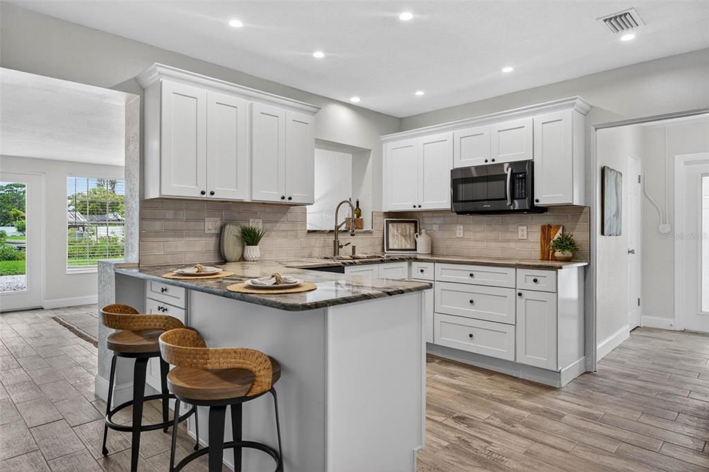 For Sale: $599,000 (3 beds, 3 baths, 1696 Square Feet)