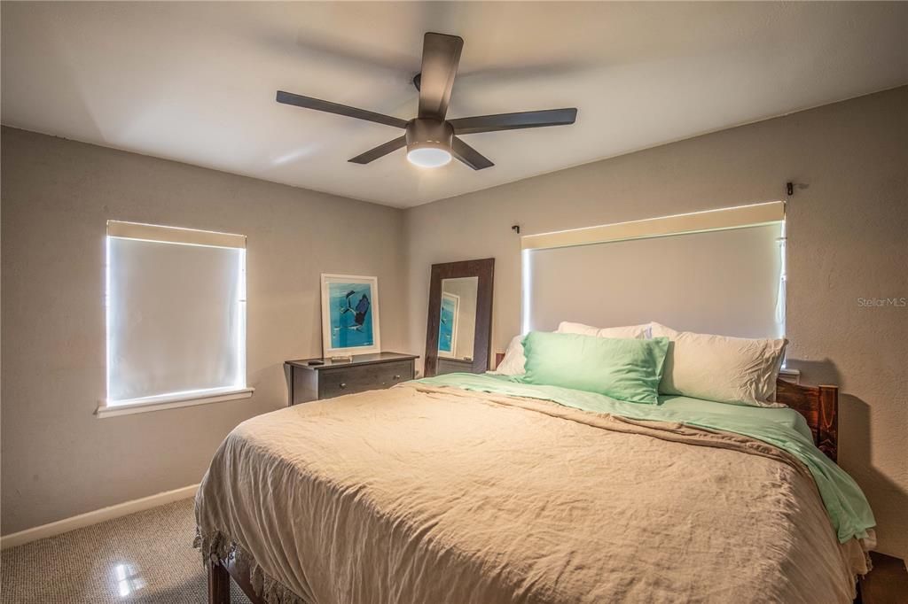 For Sale: $735,000 (4 beds, 2 baths, 1647 Square Feet)
