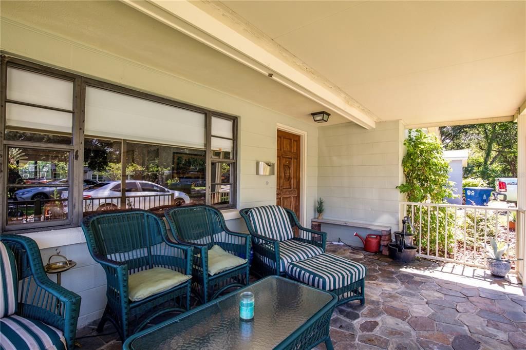 For Sale: $735,000 (4 beds, 2 baths, 1647 Square Feet)