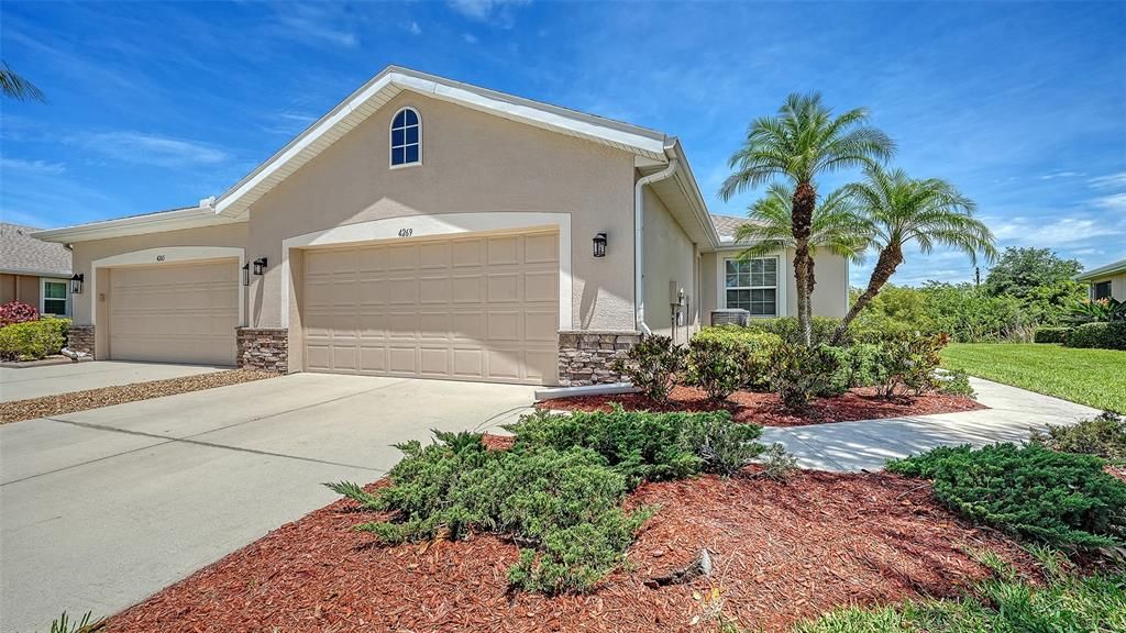 For Sale: $336,900 (2 beds, 2 baths, 1522 Square Feet)