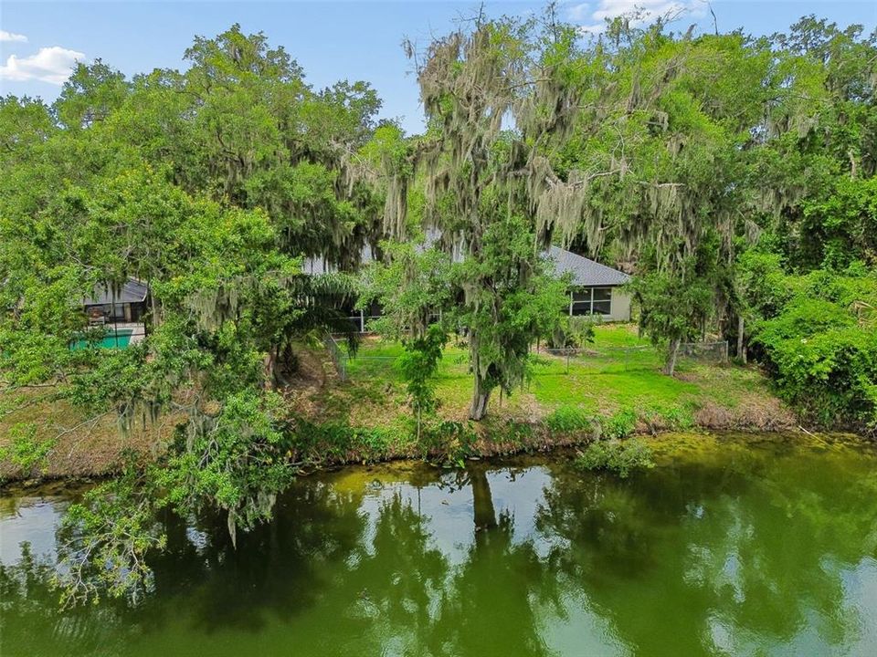 For Rent: $2,695 (3 beds, 2 baths, 2315 Square Feet)