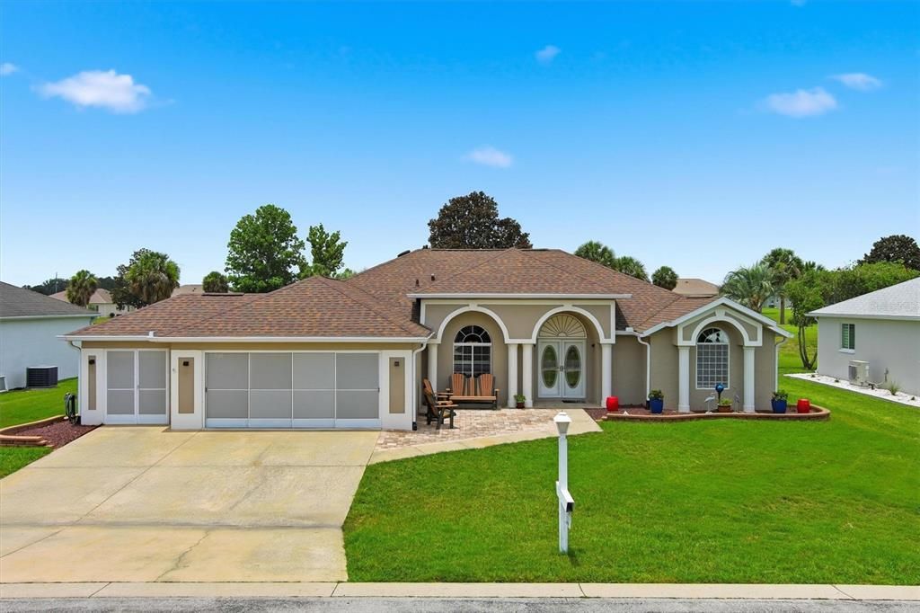 For Sale: $297,500 (3 beds, 2 baths, 1659 Square Feet)