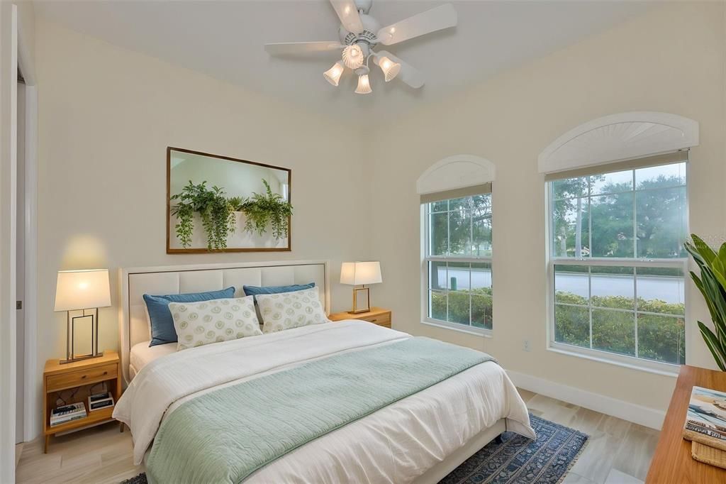 For Sale: $585,000 (3 beds, 3 baths, 2472 Square Feet)