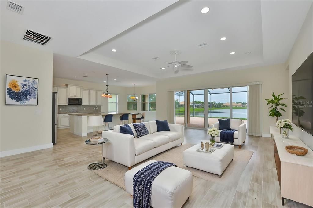 For Sale: $585,000 (3 beds, 3 baths, 2472 Square Feet)