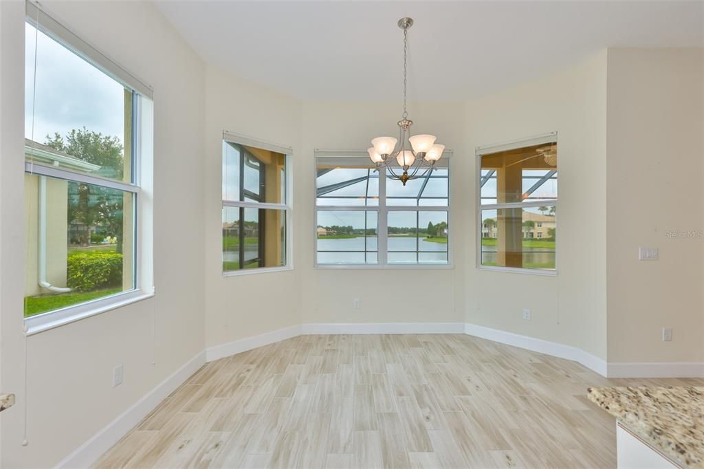For Sale: $585,000 (3 beds, 3 baths, 2472 Square Feet)