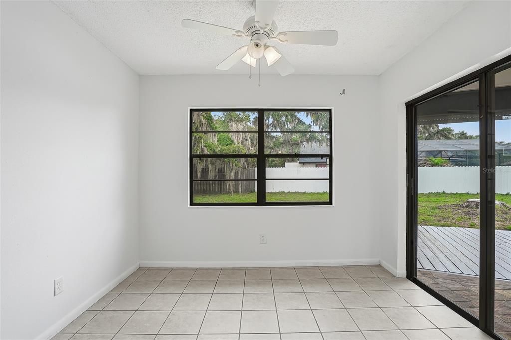 For Sale: $300,000 (2 beds, 2 baths, 1616 Square Feet)
